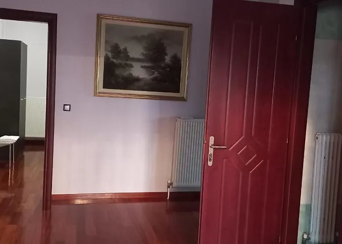 Large Garden Family Apartment