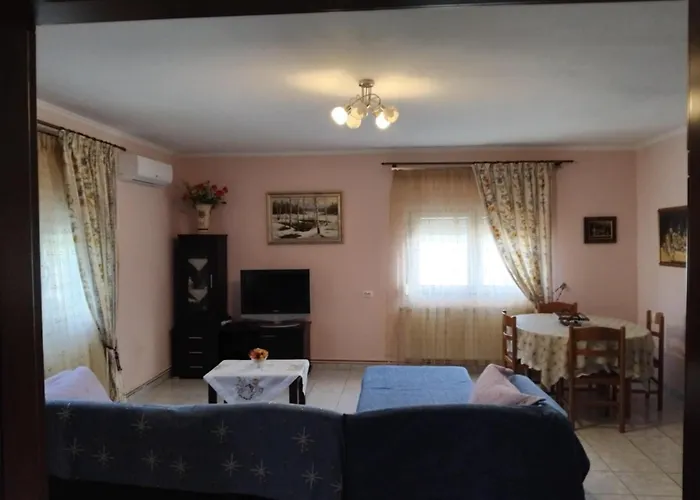Large Garden Family Paralia Katerinis
