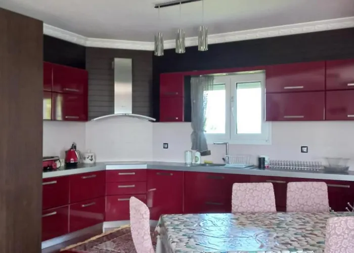 דירה Large Garden Family Paralía